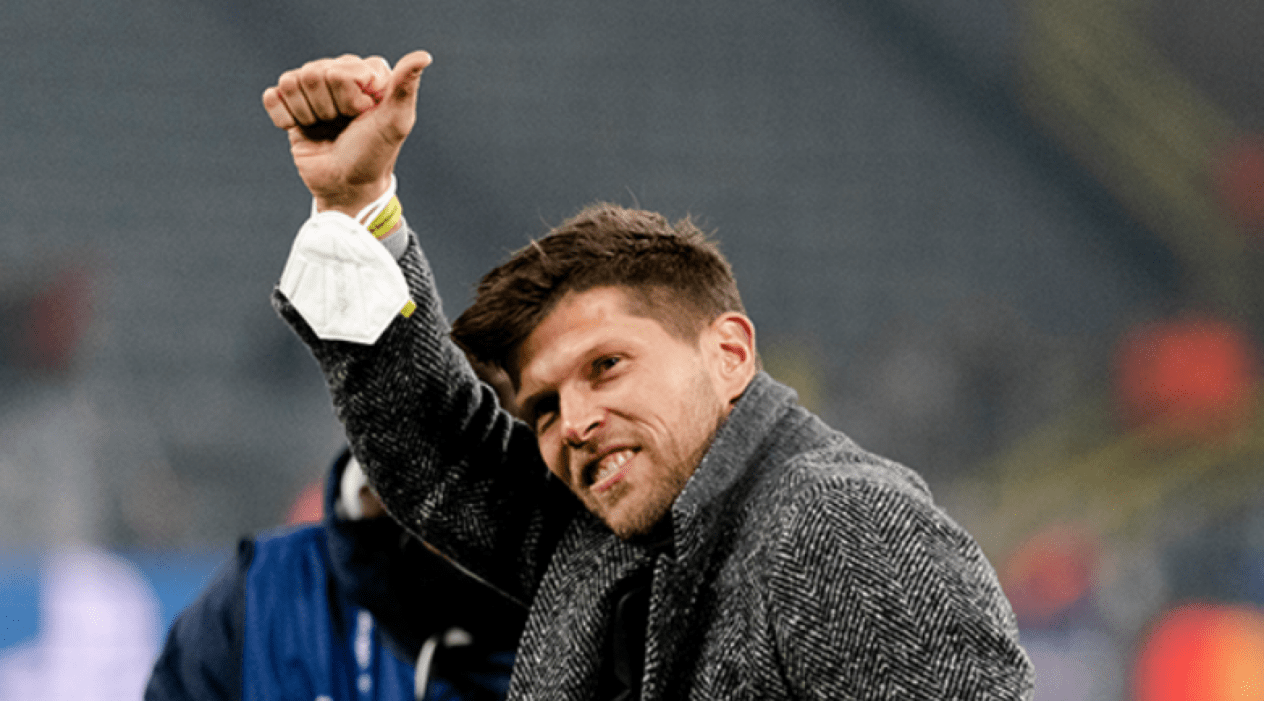 阿贾克斯清晨官宣签约，志在葡超名次提升，信心回归，高层口径保持一致