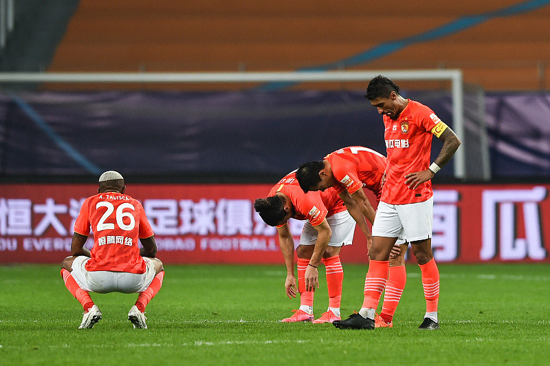 金州勇士迎中超关键赛，窗口期再遭质疑，目标明确，临场指挥获称赞